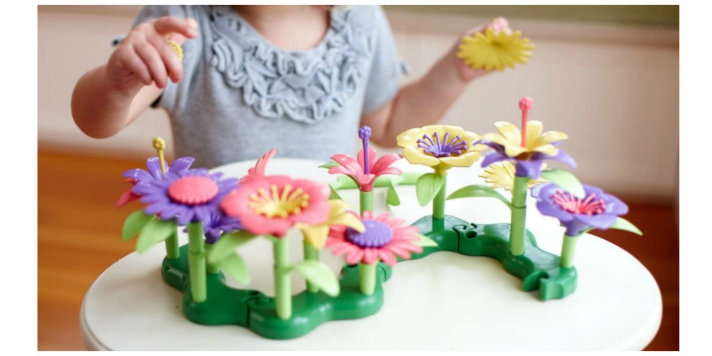 Green Toys floral arrangement playset