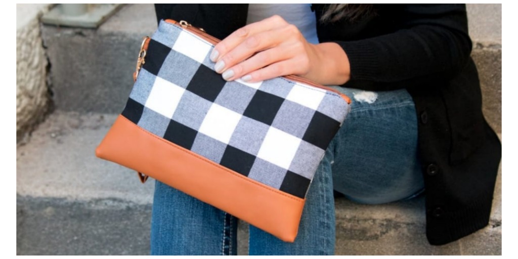 buffalo check clutch