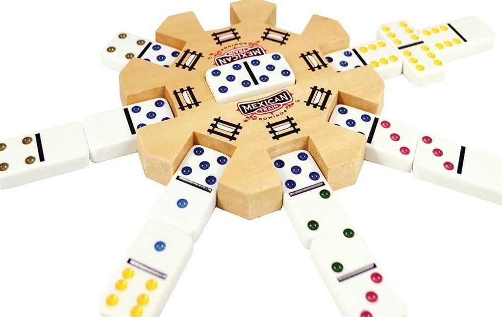 Mexican train dominoes game