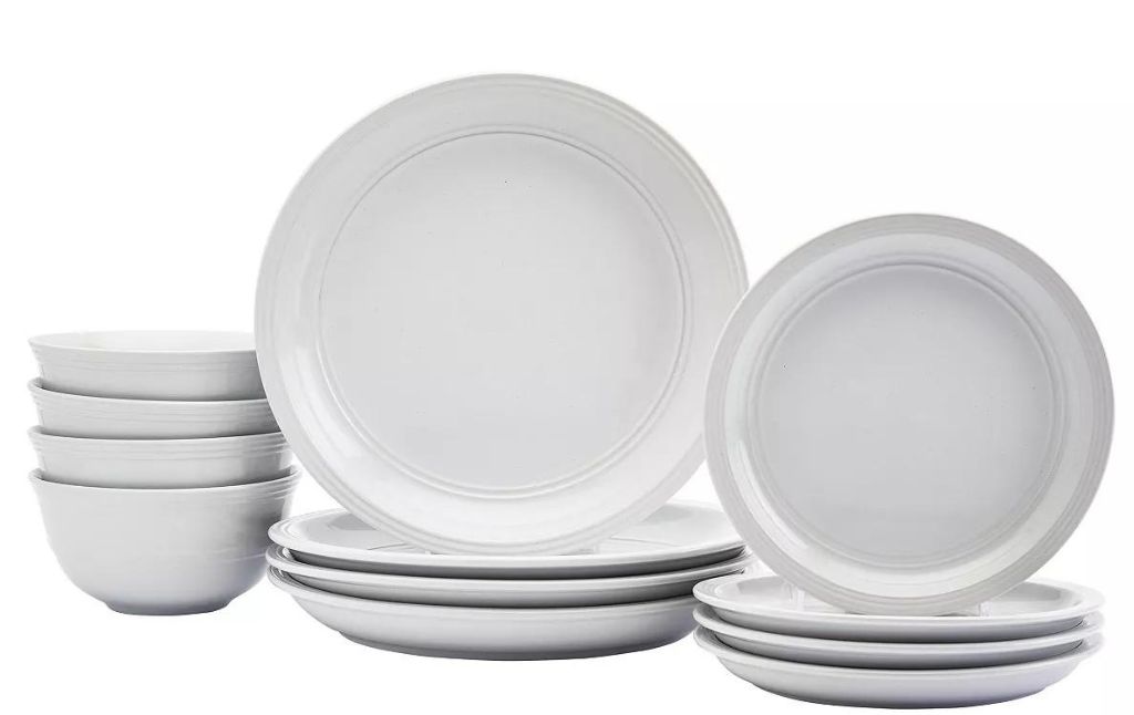 dinnerware set