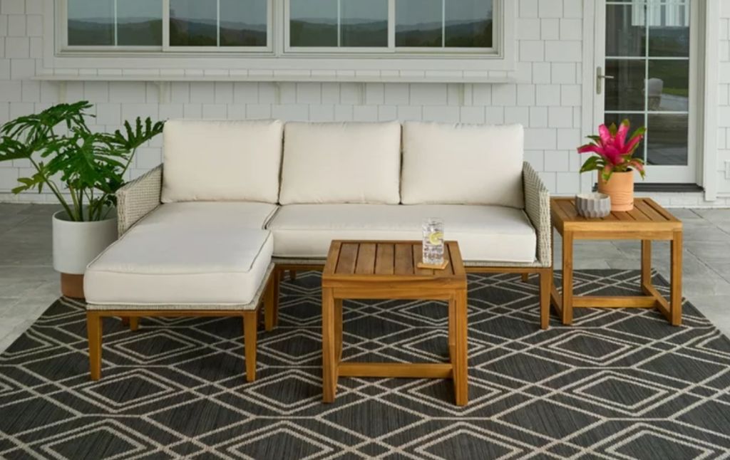 outdoor couch set