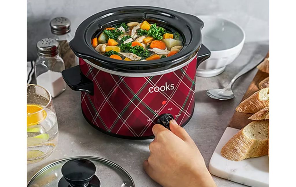 cooks holiday slow cooker