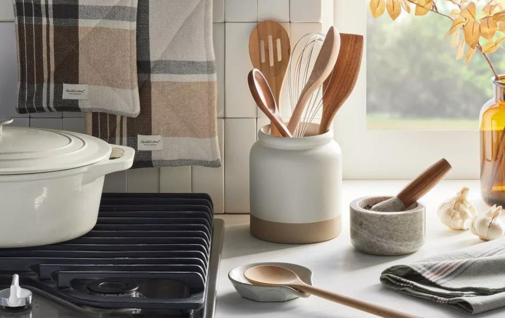 hearth hand utensil holder