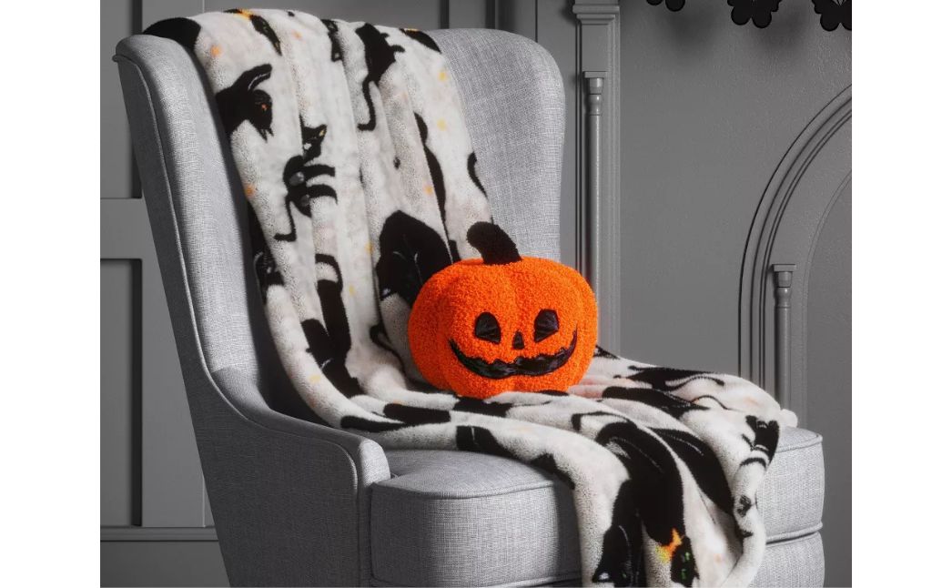 halloween throws