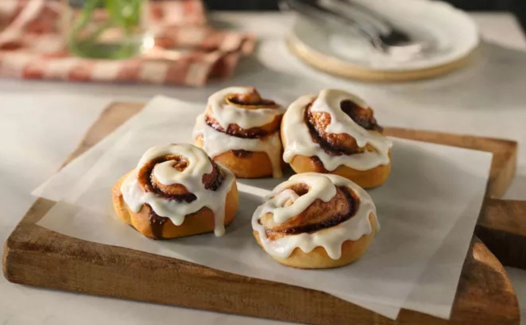 magnolia table cinnamon rolls