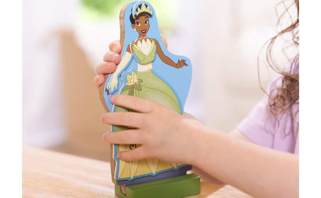 melissa doug magnetic doll play set