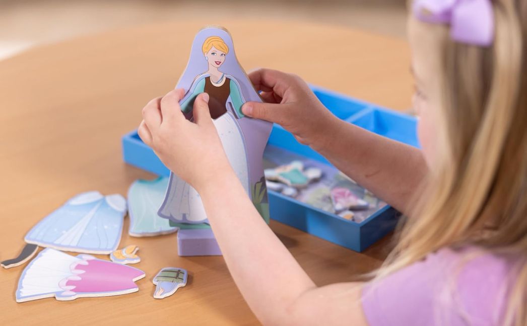 melissa doug magnetic doll play set