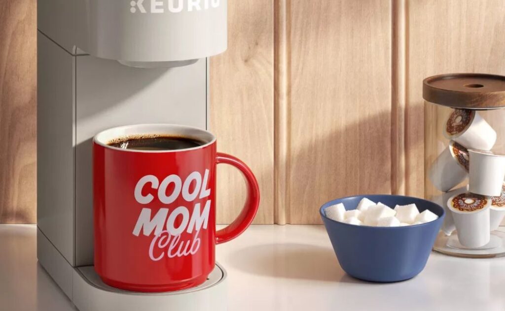 cool mom club mug