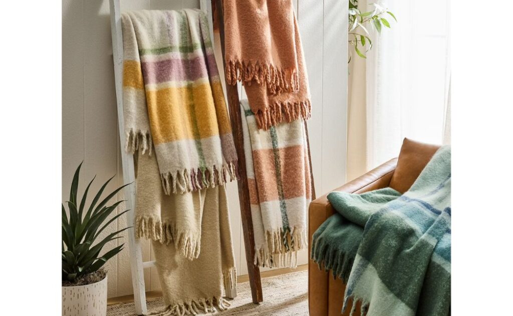 better homes gardens throw