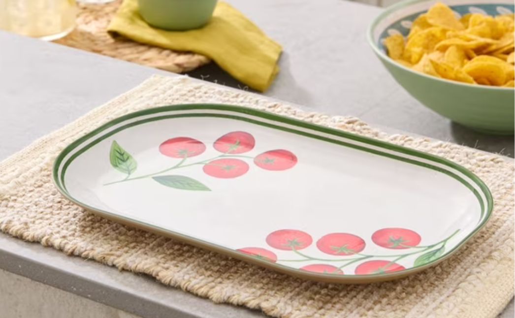 serving tray with tomatoes