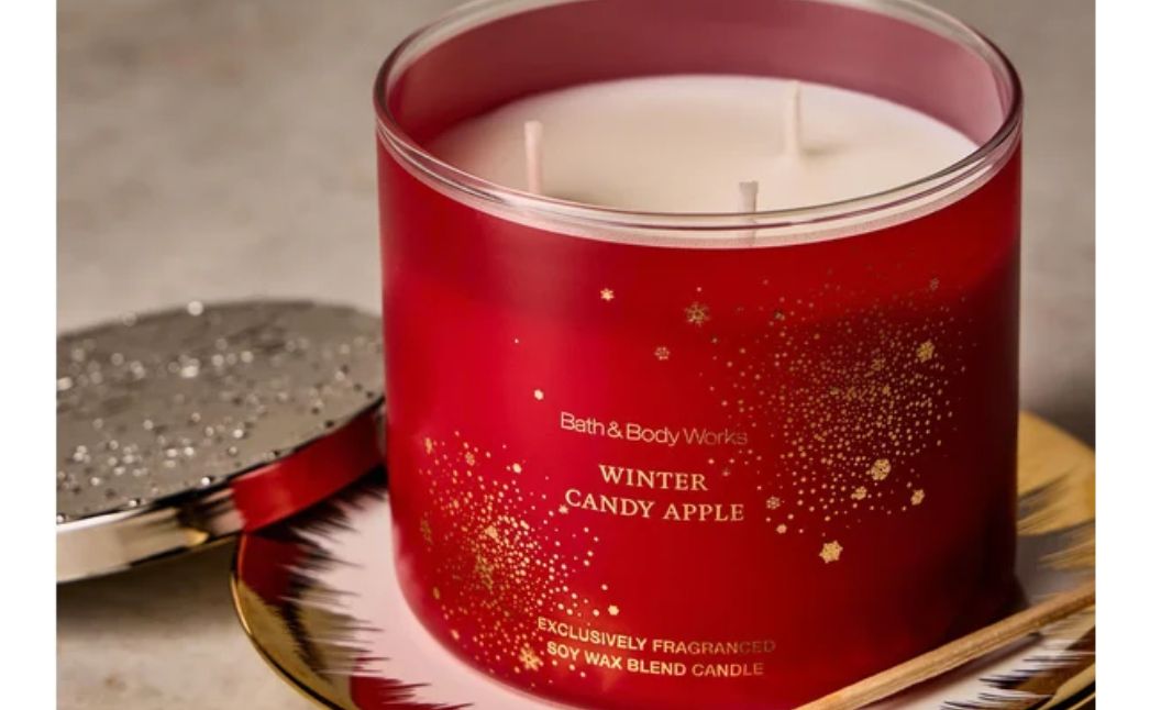 3 wick candle
